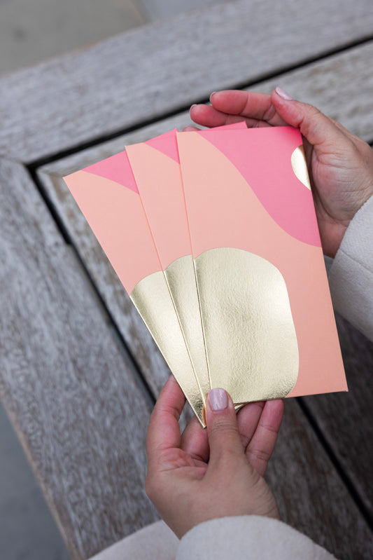 Modern Curve Money Envelope in Peach and Gold