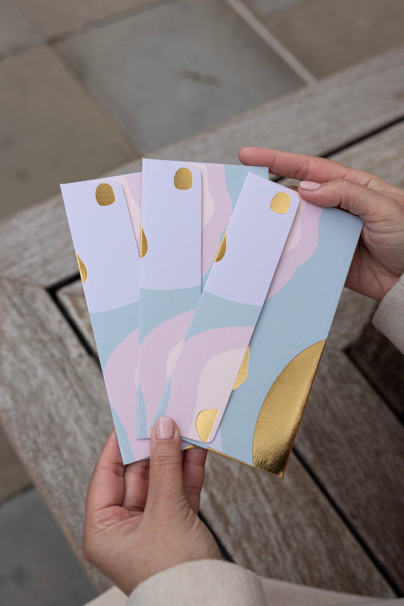 Modern Curve Money Envelope in Lilac, Pink and Gold