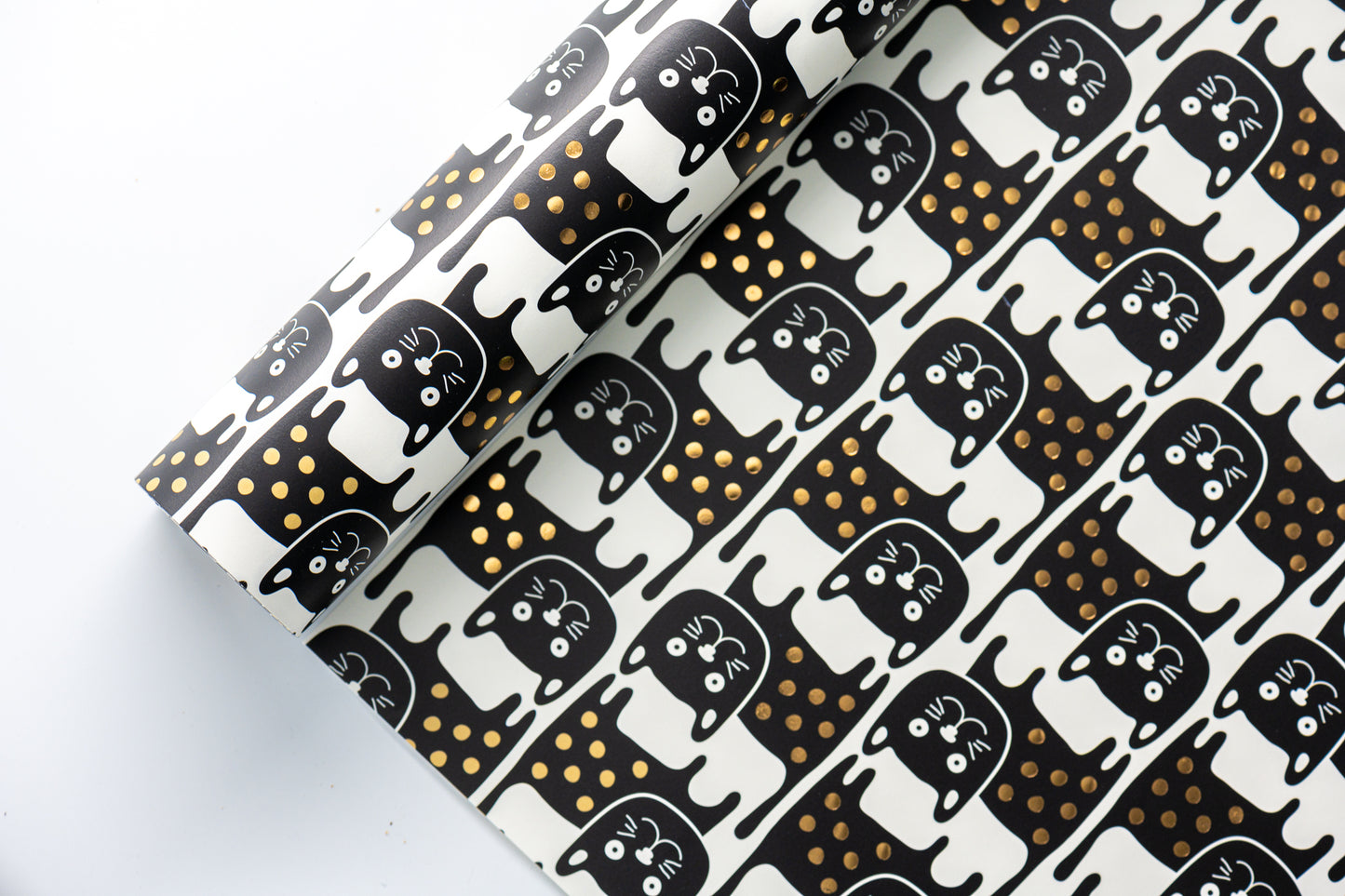 OH KITTY WRAPPING PAPER