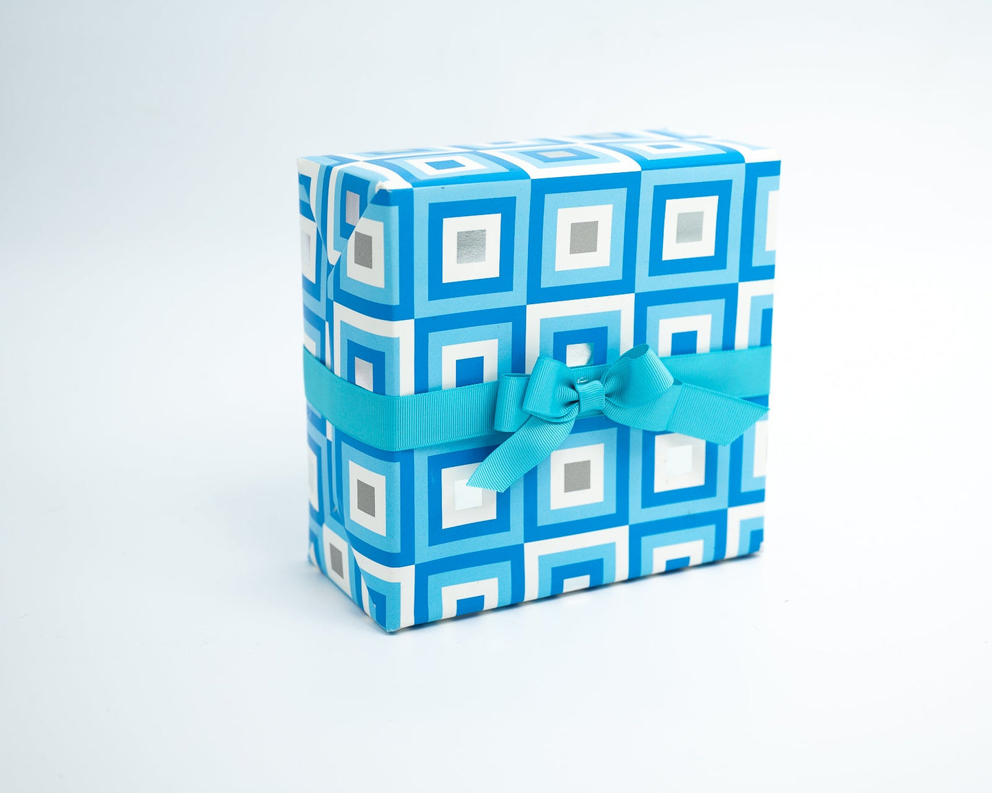 BLUE AND SILVER SQUARE PRINT